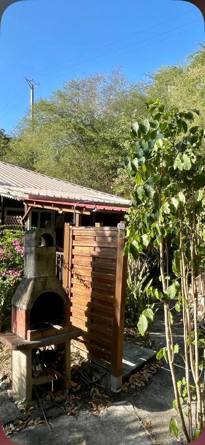 Location Gite Bungalow A 70M De La Plage Bouillante Exterior foto